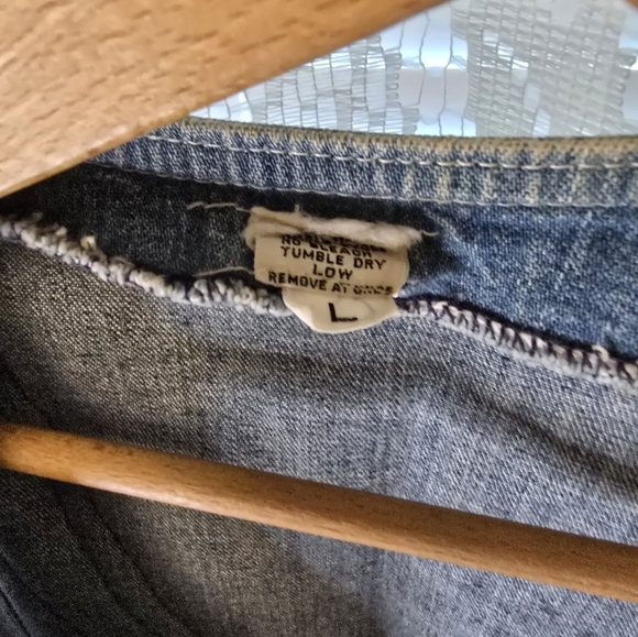 Shabby Chic, Upcycled Denim Vest, Large Blue Jean Vest, Grandmacore - Picture 3 of 6